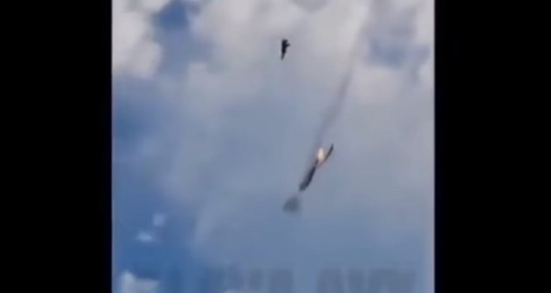 Украински пилот сам свали 6 руски самолета над Киев кръстиха го Духа на Киев
