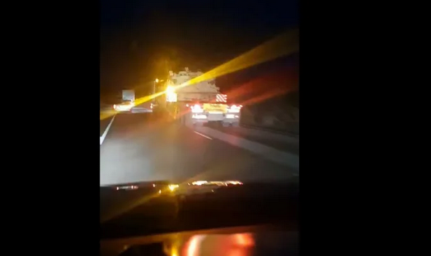 Замесихме ли се във войната?! Кадри с бойна техника, която се изнася към Русе по тъмна доба, взривиха мрежата ВИДЕО
