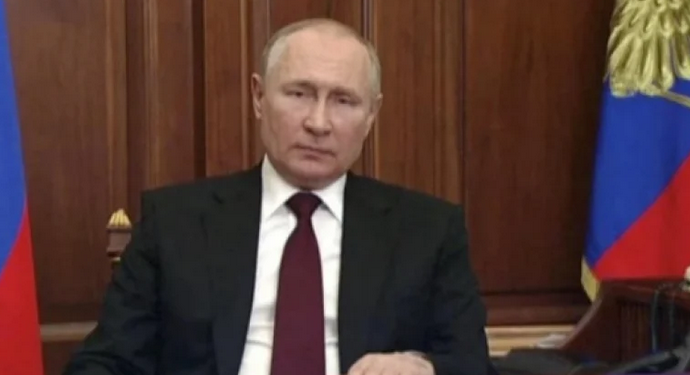 Това ВИДЕО с Путин подпали мрежата: В бункер ли се крие?