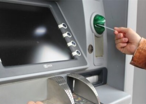 Пореден реверанс: Българските банки откриват без такси сметки на украински бежанци