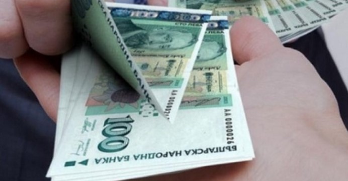 От днес: Подлежим на запор само ако получаваме над минималната заплата