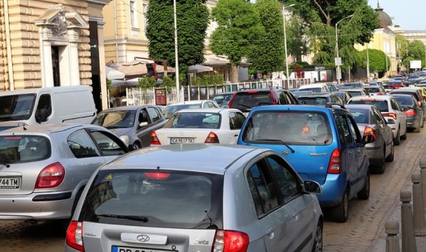 Официално: Премахват екостикерите на автомобилите