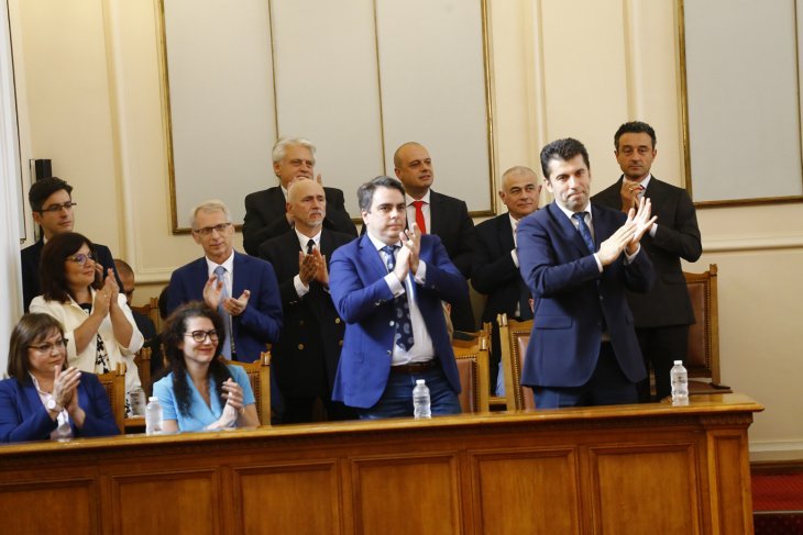 Тайната падна: Ето какви милиони дава “Америка за България“ на НПО-а и журналисти СПИСЪК