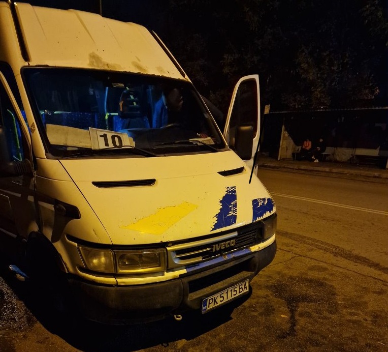 Шофьор в Перник отказал да качи дете в автобуса ,платило билетчето с дребни стотинки