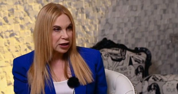 Гадателката на Берлускони – Теодора Стефанова: Датата 2 април е съдбоносна за България.