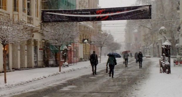 Най-новите прогнози вещаят завръщане на лютата зима в България, ето кога!