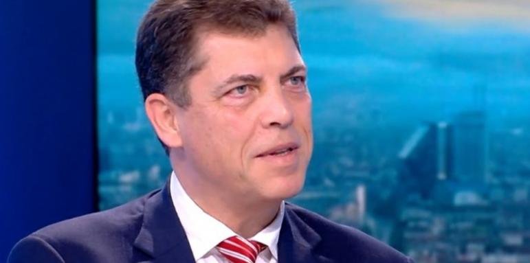 УДАР ЗА МИЛИАРДИ: Милен Велчев купи бизнеса на „Внешторгбанк“ в Швейцария