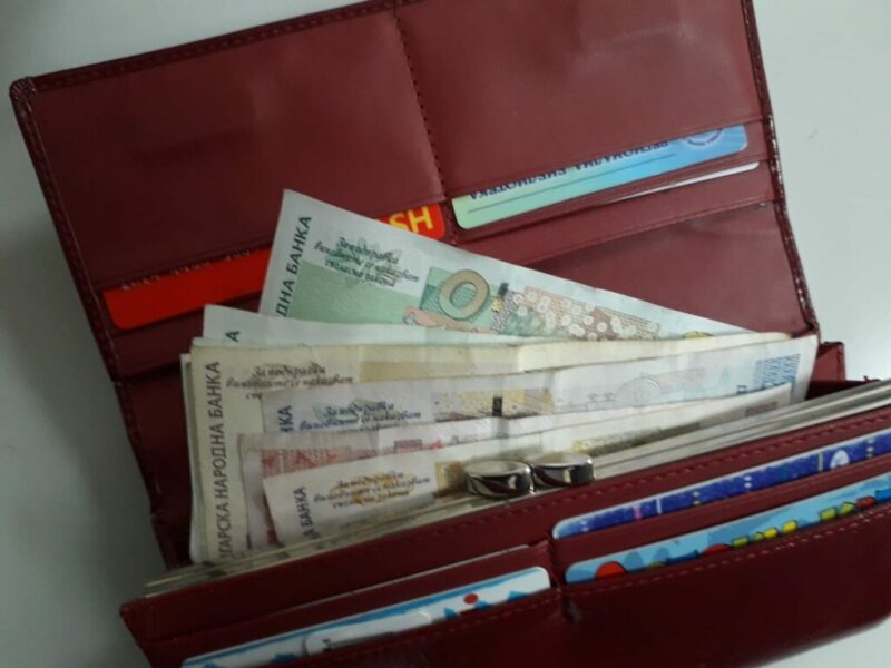 Ето колко години стаж трябва да работите на едно и също място, за да имате право на шест заплати при пенсиониране