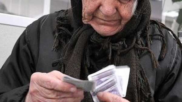 Увеличение с 326 лева за най-бедните пенсионери!