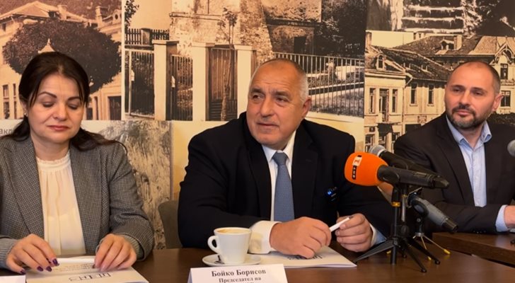 Красавица от ГЕРБ заговори за направеното от „Промяната“ и изнасяни ли са чували към Дубай