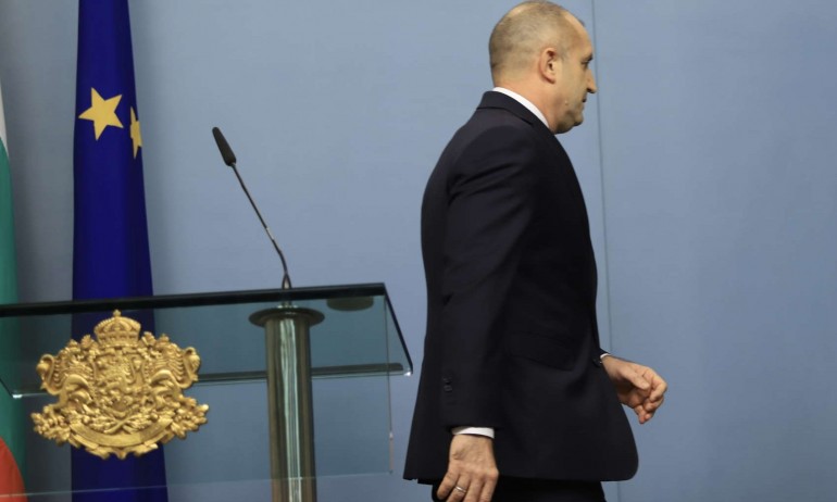 Сензационно! Професор Киров разкри от къде идва безсилието на Радев