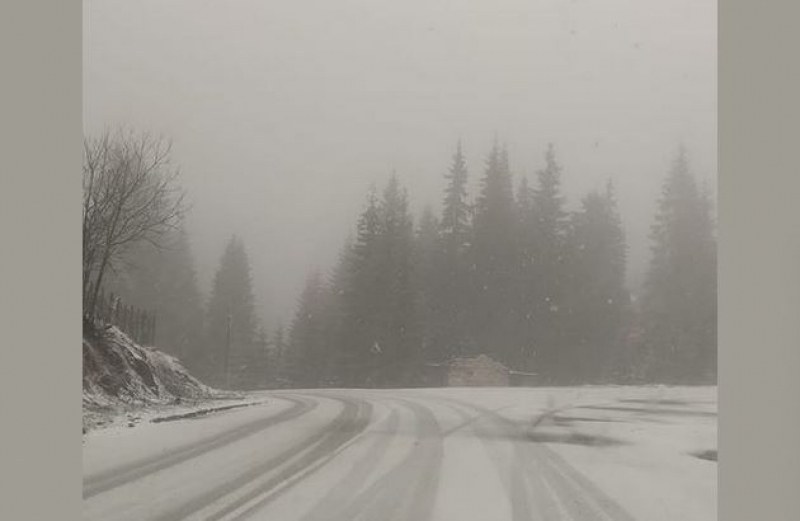 Сняг се сипе на Превала и в Пампорово