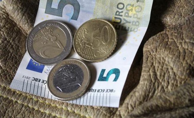 Изповед на българин, който работи в чужбина: Всички мислят, че съм банкомат
