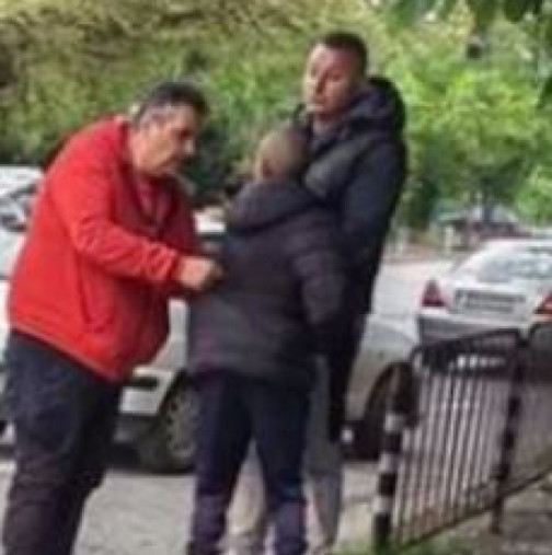 Ето истината за детето, което се разби с кола в столична спирка