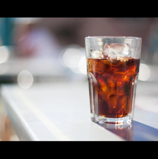 Само не и за пиене! 7 невероятни начина, по които може да използвате Coca-Cola в дома си: