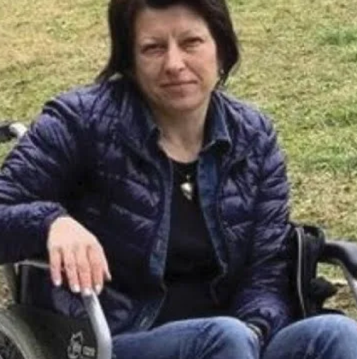 Лекарите в ступор! Жена на средна възраст през деня е инвалид, а през нощта се движи нормално