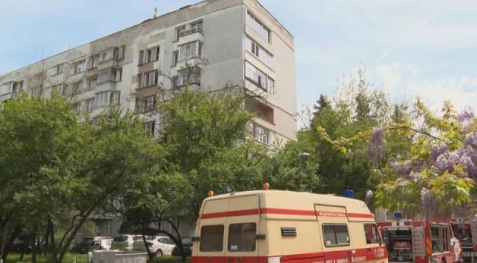 Огнен ад: Възрастна жена загина при пожар в София СНИМКИ