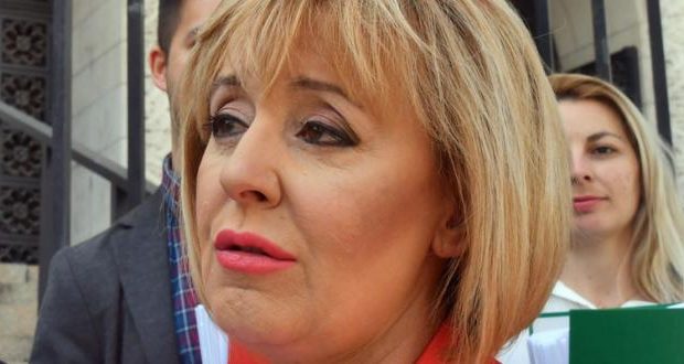 Мая Манолова е съсипана след жестоко убийство в семейството ѝ