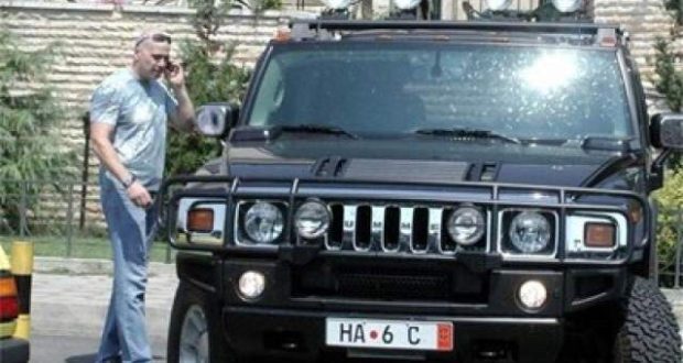 Ето го палата за 3 млн. лв. в Делта Хил, който Слави Трифонов продава