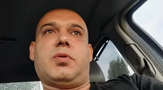 Кървавите следи бяха по цялото стълбище: Бащата на момичето с 400 шева проговори за ужаса ВИДЕО