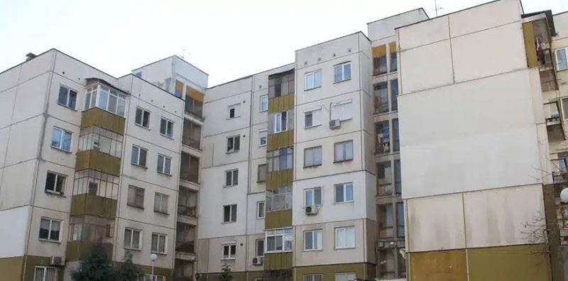 Идва краят на живота на панелките… Какво ще се случи с тях? Ще ги бутат ли? Ще се срине ли цената им?