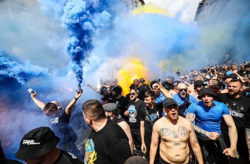 Прочухме се! Ултраси на Левски пребиха германци преди мача в София