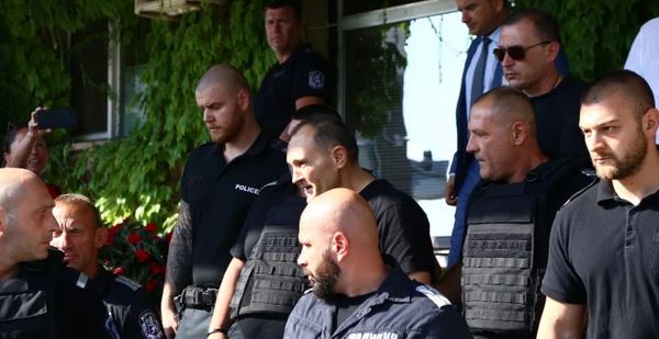 Криминален психолог изобличи истинската цел зад завръщането на Божков
