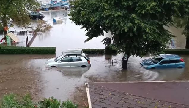 Апокалипсис по морето! Ахтопол е под вода, а в Тюленово… ВИДЕО