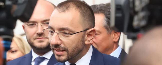 Хекимян отговори на най-задавания въпрос и се разгневи на бившите си колеги журналисти