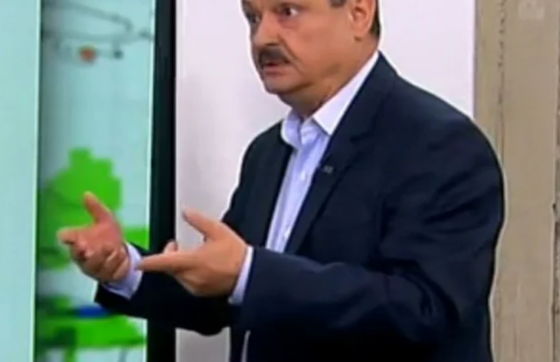 Проф. Рачев каза ще ни навести ли сибирската мечка за Коледа и да яхваме ли ските