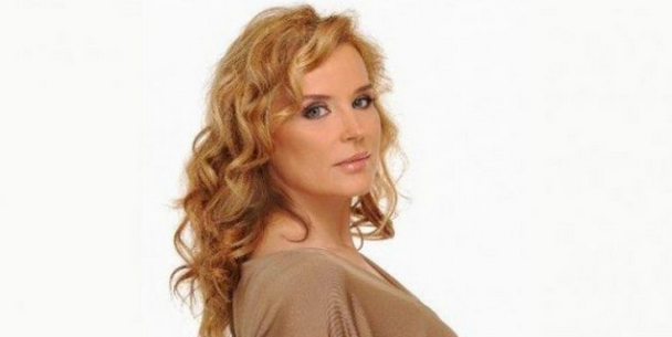 Аня Пенчева: Родопски лечител ми препоръча тези две домашни лекарства и оттогава не съм боледувала