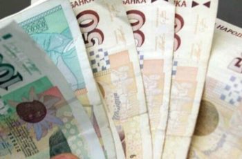 Разбра се кои пенсионери остават без коледни добавки, виж дали си от тях