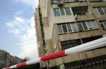 Извънредна новина за момченцето, загинало след полет от блок в София, арестуваха Снимки