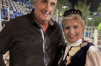 Честито на Николина Чакърдъкова и Веселин Маринов