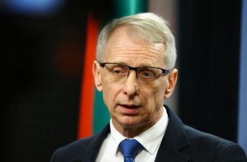 Денков: Очаквам, ако Румен Радев стане лице на партия, да се провали грандиозно