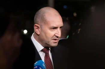 Румен Радев се обърна със силни думи към сънародниците си след протестта на Пеевски и