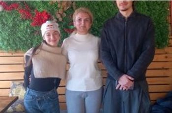 Цолов и Крисия в Сапарева баня: Състезателят пусна гаджето си по бански от джакузито! (ОЩЕ СНИМКИ)