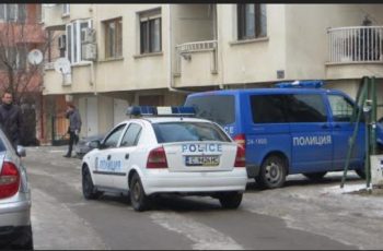 Три куршума за стрoител, измaмил десеткu с жилища