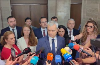 Костадинов: Попитах МВР има ли политици, заснети в хижа „Петрохан“, и получих интересен отговор