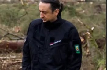 Виж показанията на Майката на Калушев и на Деян: И тримата бяха мъртви с кръв до главите; Често говореше за смъртта