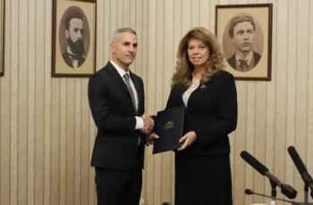 Нови изненади в кабинета на Гюров, министър на Борисов поема МВР