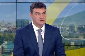 Владо Николов отвърна на обидите: Хора, които не са се събличали дори за час по физическо, си позволяват да дават оценки
