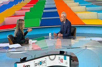 ЗРЕЛИЩЕН скандал между Лора Крумова и Костадинов! Такова нещо не бяхме виждали досега в ефир!