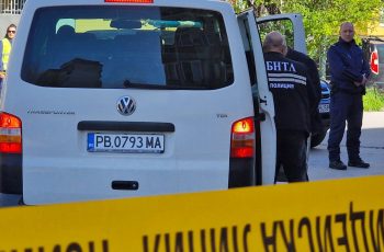 БЪЛГАРИЯ ИЗТРЪПНА! 22-годишен мъж уби баща си и го остави в контейнер за смет