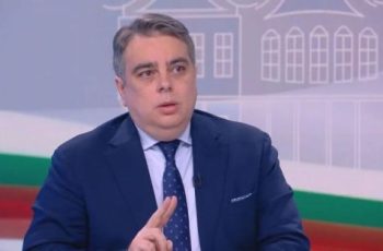 Асен Василев „клекна“: Ако е толкова „важно“, ще вляза от Хасково, макар да има 2 пъти повече преференции от другите