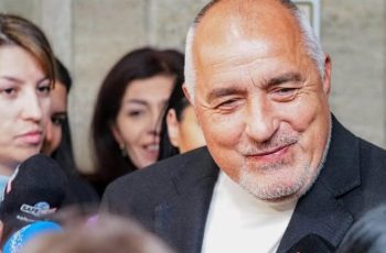 Борисов с виц за Гълъб Донев: Ще прави бюджета перо по перо