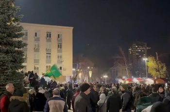 Габрово на бунт: Жандармерия блокира улици след ескалация на напрежението
