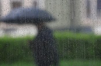 Внимание! Опасно време връхлита страната: Очаквайте проливни дъждове и гръмотевици